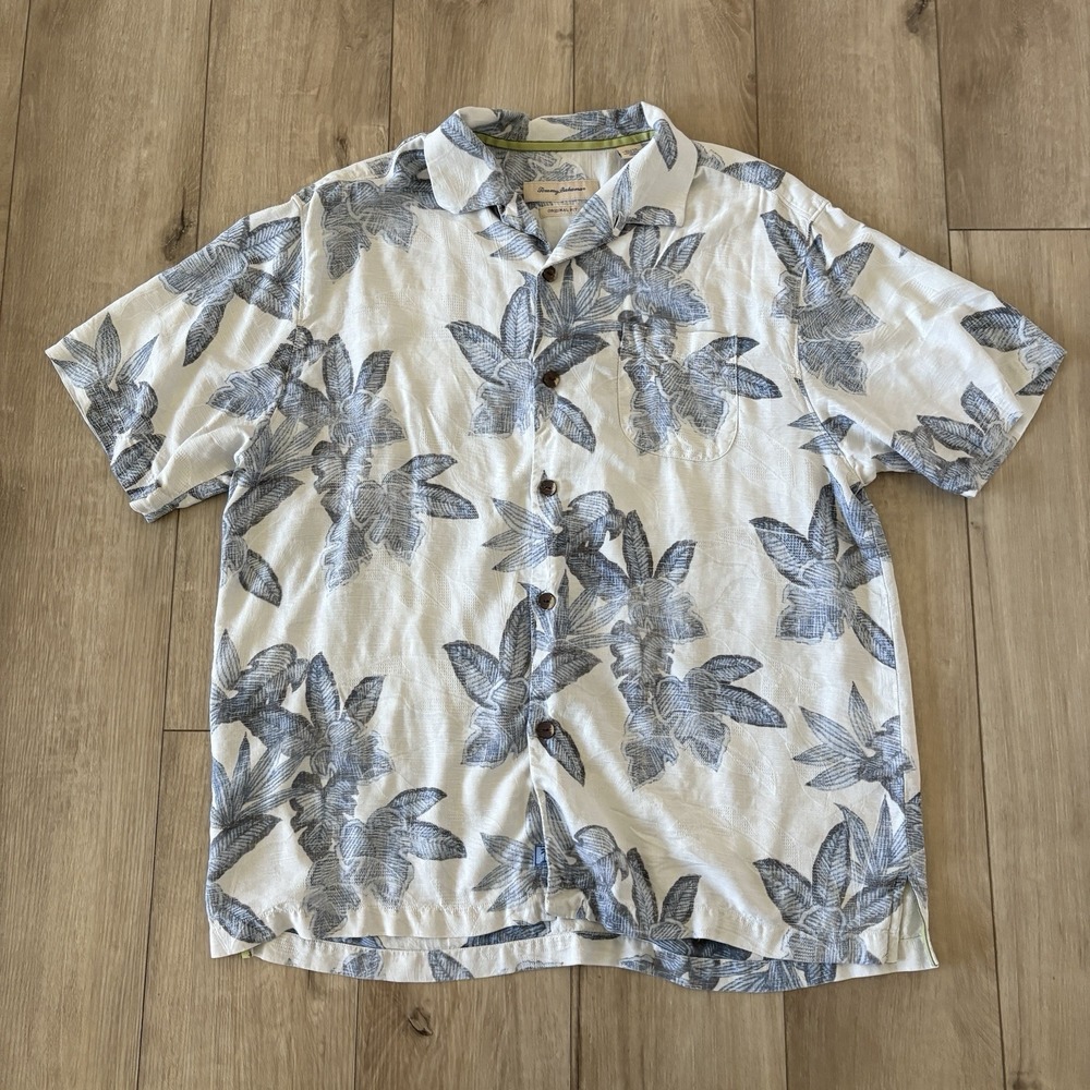 Tommy Bahama 100% Silk Light Blue Floral Print Short Sleeve Shirt XL Button